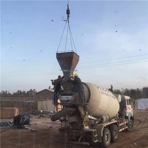 新田县“精准瞄准”—— 吊车的 “定位导航” 技术